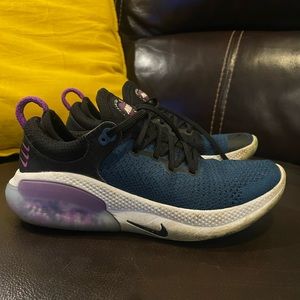 nike joyride sneakers size womens 7
